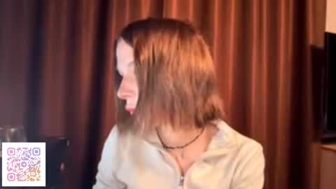 Molly online show from November 1, 6:18 pm