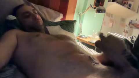 gilber10101 online show from November 10, 11:46 am