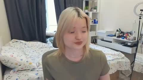 Klara online show from July 18, 2:35 am