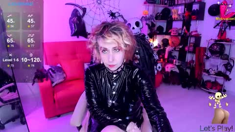 Snapshot of ginamiracle chatting on October 25, 8:42 pm Gina Moor online show from October 25, 8:42 pm