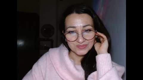 GinaONeon online show from January 19, 11:00 pm