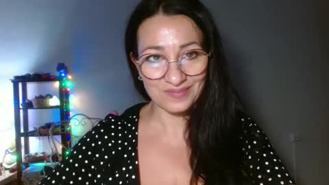 GinaONeon online show from November 11, 8:22 pm