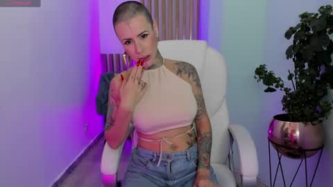 Ginebra online show from February 2, 2:02 pm