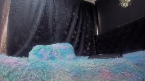 Miss online show from January 24, 8:00 pm