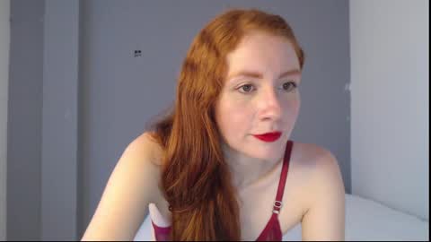 Snapshot of ginger_giirl chatting on February 17, 10:27 pm Ginger online show from February 17, 10:27 pm