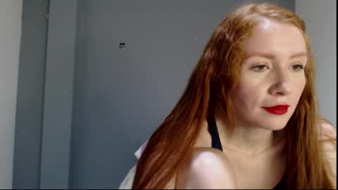 Snapshot of ginger_giirl chatting on March 12, 11:33 pm Ginger online show from March 12, 11:33 pm