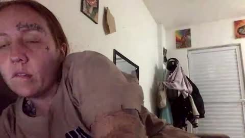 Ginger online show from November 12, 9:06 pm