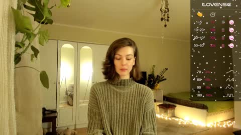 Snapshot of gingerbread__house chatting on December 27, 6:53 pm Vasilisa online show from December 27, 6:53 pm