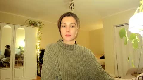 Snapshot of gingerbread__house chatting on October 11, 4:21 pm Vasilisa online show from October 11, 4:21 pm