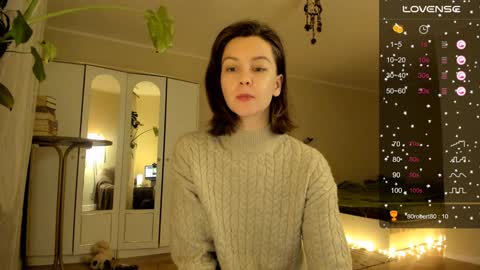 Snapshot of gingerbread__house chatting on December 13, 8:14 pm Vasilisa online show from December 13, 8:14 pm