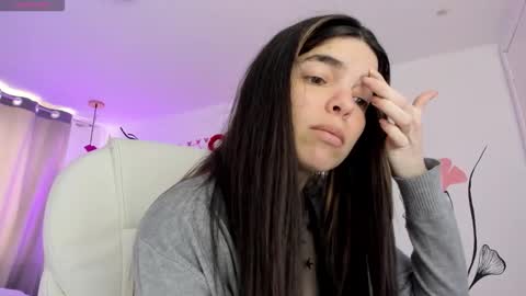 Kendall online show from February 21, 1:47 pm