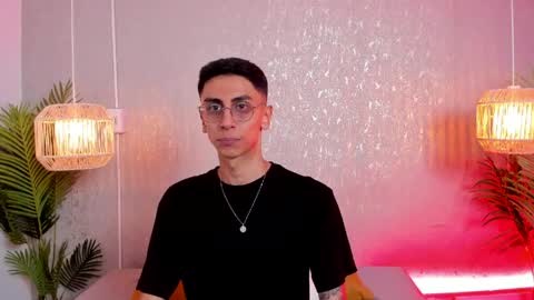 Gio Carangi online show from March 31, 3:18 am