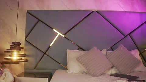 giorgia online show from November 8, 3:20 am