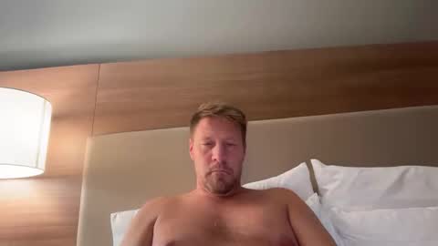 giorgiosmithlong1980 online show from October 11, 12:37 am