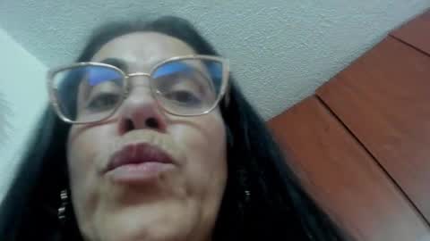 Girasol Walton online show from September 25, 5:09 pm