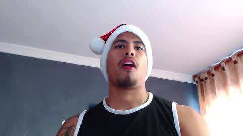 piggy boy online show from December 20, 2:37 pm