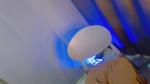 highskoolfucker online show from March 20, 8:08 am