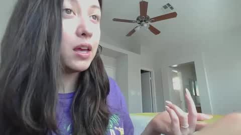 Jasmine online show from December 30, 6:16 pm