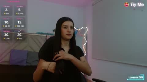 gisell_tay online show from October 11, 4:10 pm
