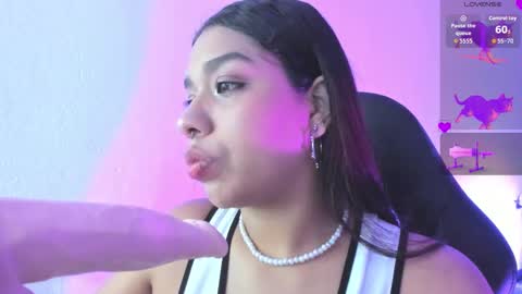 Snapshot of giselle_upp chatting on September 11, 1:29 am Giselle online show from September 11, 1:29 am