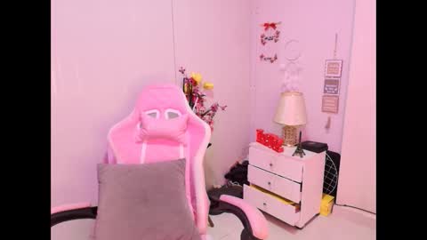 gisellegreyy1 online show from September 23, 5:52 pm