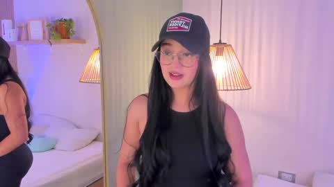   online show from September 14, 6:20 pm