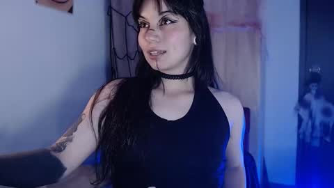 Nice to meet you my name is Heyli  online show from October 31, 6:14 am