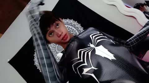 givemethrillx online show from February 20, 6:17 am