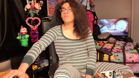 glaceon9 online show from February 28, 10:28 pm