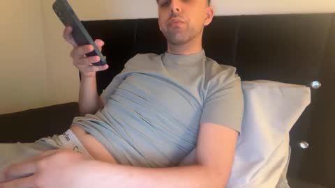 Glamour online show from November 18, 12:57 am