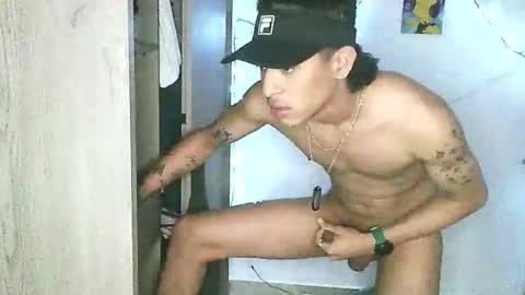 glen_connor_11 online show from January 12, 5:14 am