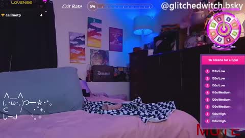 Glitch online show from February 28, 6:10 am