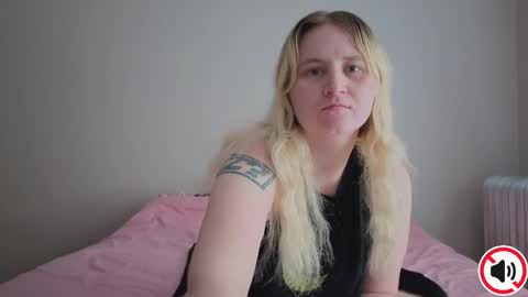 Glitch online show from October 19, 3:38 pm