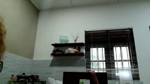 glitter_doll online show from October 26, 8:59 am