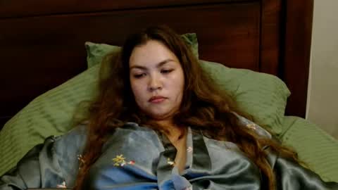 glitter_doll online show from October 12, 10:30 am