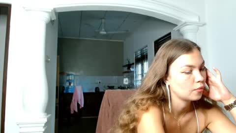 glitter_doll online show from October 30, 9:54 am