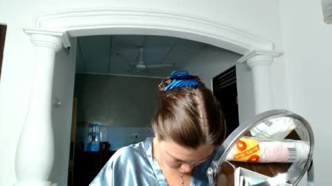 glitter_doll online show from October 29, 9:44 am