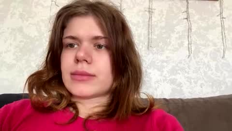  Roxy  online show from May 3, 10:32 am