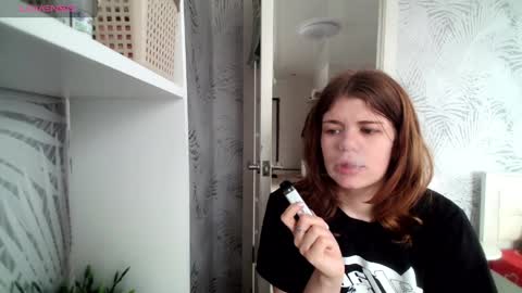  Roxy  online show from April 17, 10:17 am