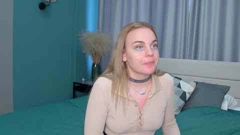 Margo online show from March 8, 2:15 am