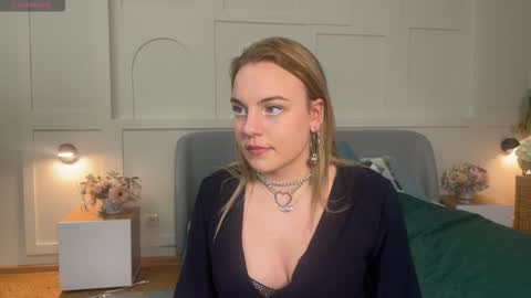 Margo online show from March 18, 1:11 am