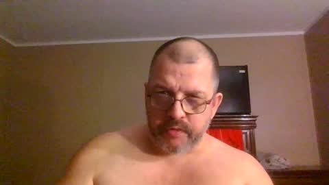 IDKIDCIDGAF online show from April 19, 12:11 am