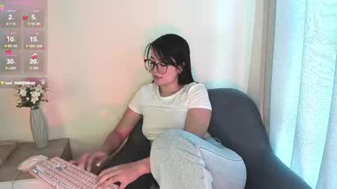 M A R T I N A  online show from October 2, 7:01 pm