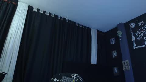 Mortem model independientfollow me on my telegram channel   online show from November 5, 11:40 pm