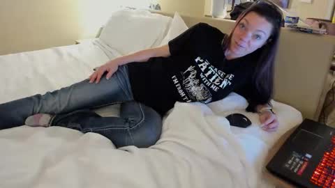 Patricia Mars           Goddess of Mars twitter thegoddessmindy online show from February 26, 1:47 pm