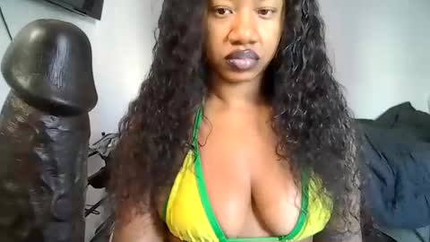 Goddess Daisy Sky online show from May 21, 4:02 pm