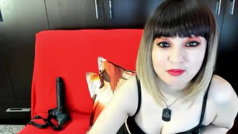 goddessemily_ online show from June 5, 6:52 am