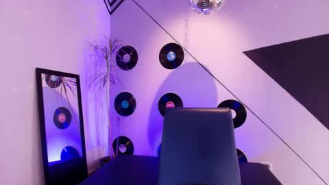 Julieta online show from January 18, 6:50 pm