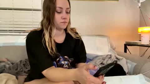 GoddessMayvn online show from March 4, 8:22 am