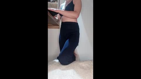 goddessmoon_ online show from May 6, 8:59 pm